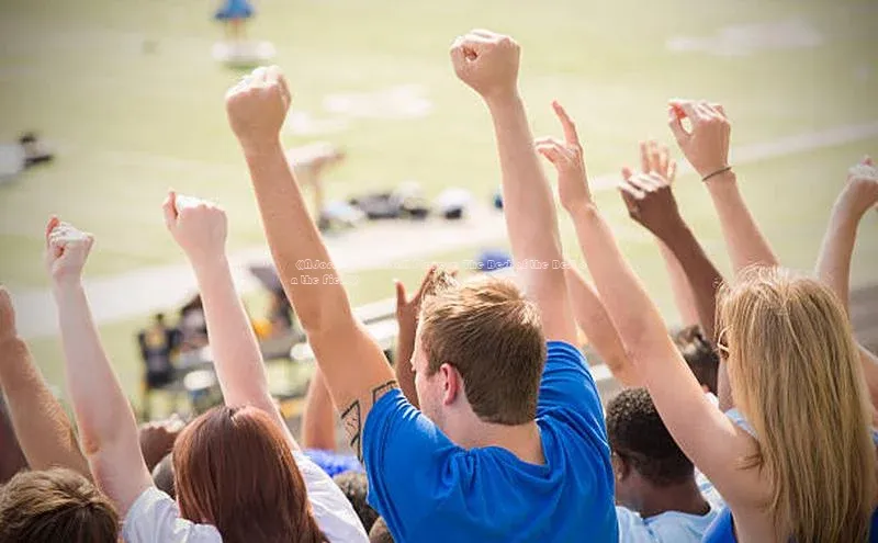 YY易游体育app下载轻美电器《Adorable Football Players: The Best of the Best on the Field》
